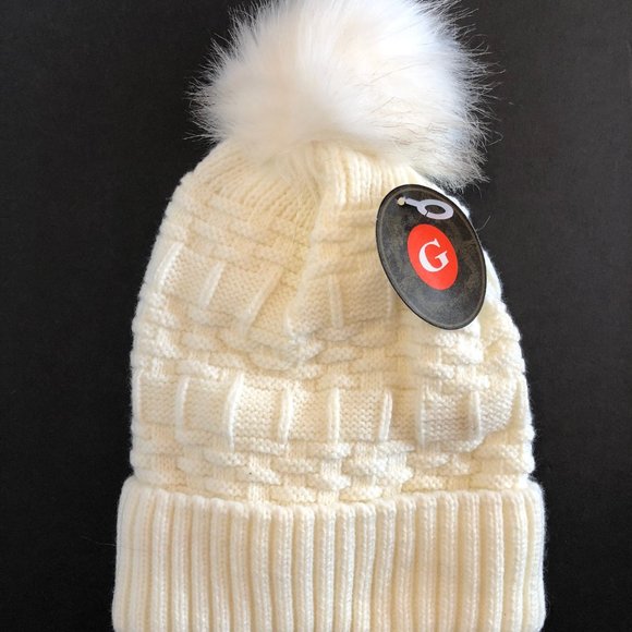 COPY - WOMENS WINTER BEANIE HAT/ 2 PIECES (WHITE/ BEIGE) - Picture 1 of 10